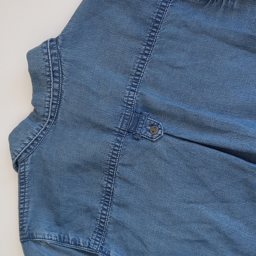 J. Jill Chambray Denim Lyocell Long Sleeve Button Down/ Side Boyfriend Shirt XSP - Picture 6 of 15